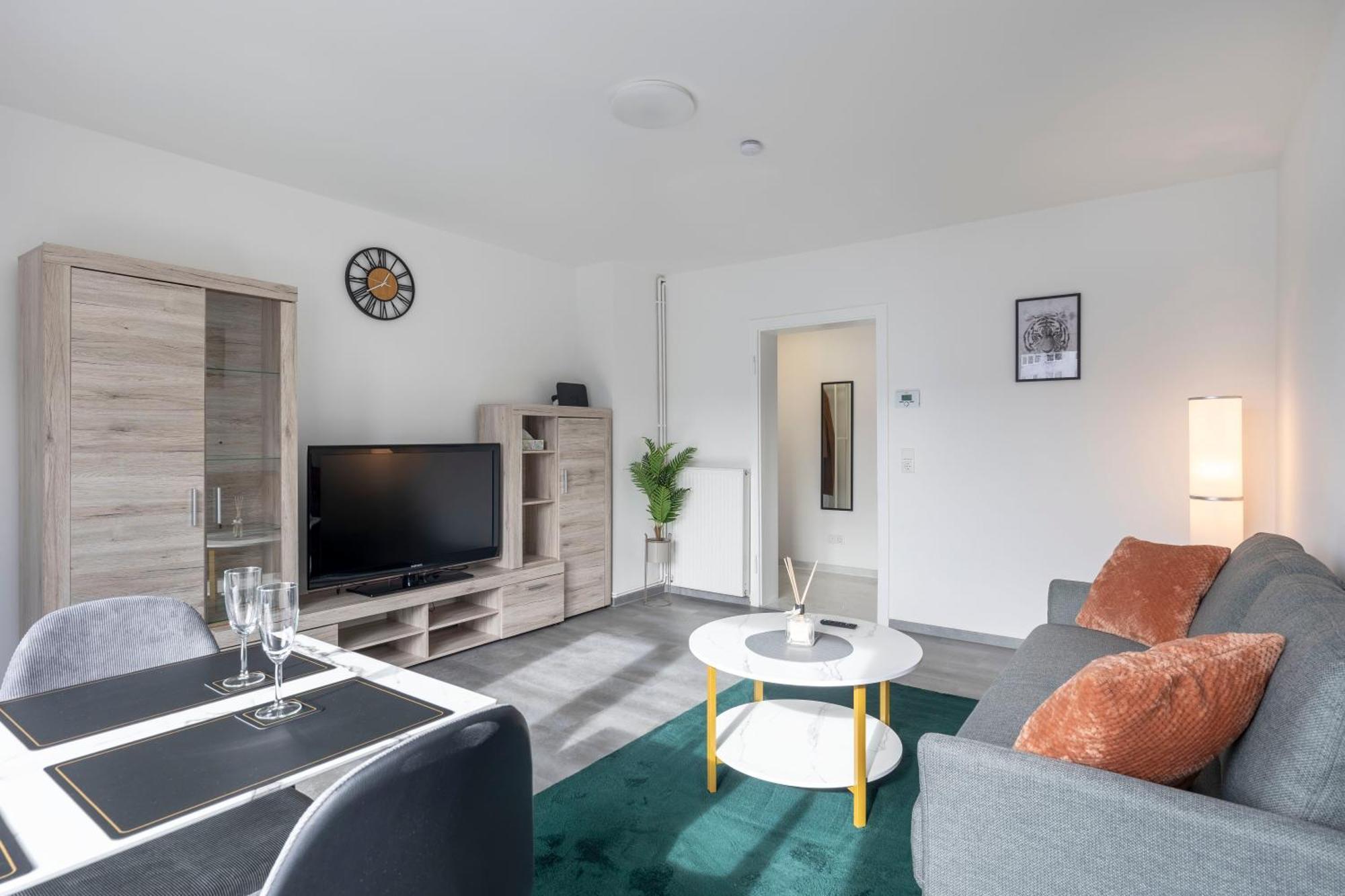 44 Apartments - Modern, Gemuetlich, Wlan, Balkon, Stellplatz วุปปาทัล ภายนอก รูปภาพ